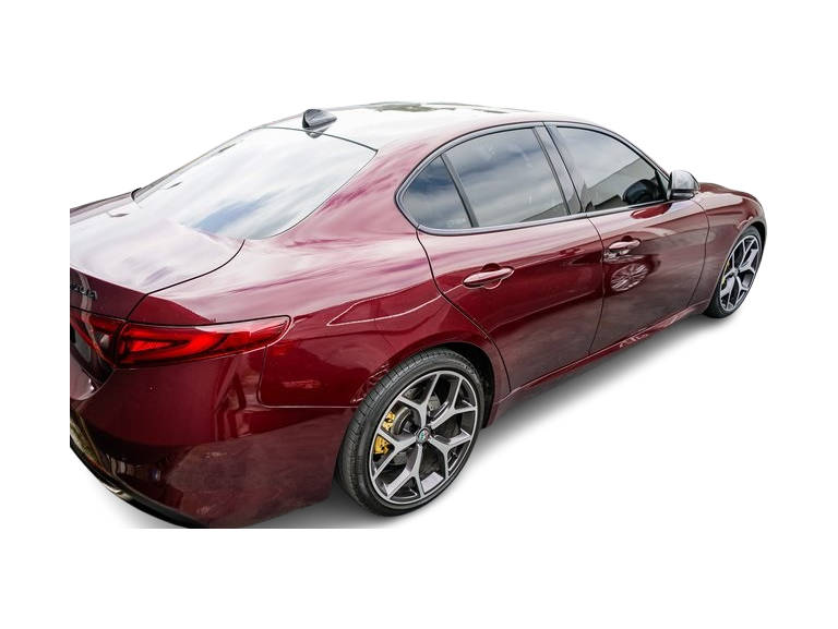 2019 Alfa Romeo Giulia Base 6