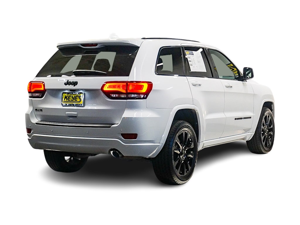 Thumbnail: 2022 Jeep Grand Cherokee - 20