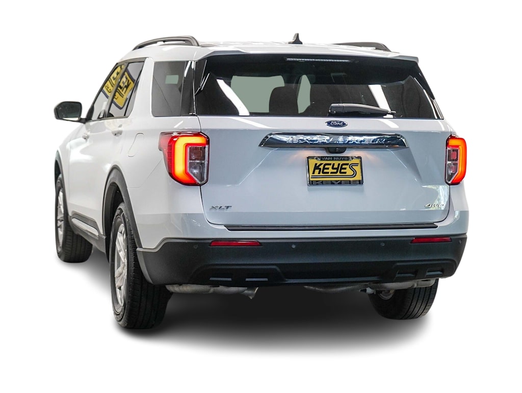 Thumbnail: 2022 Ford Explorer - 3