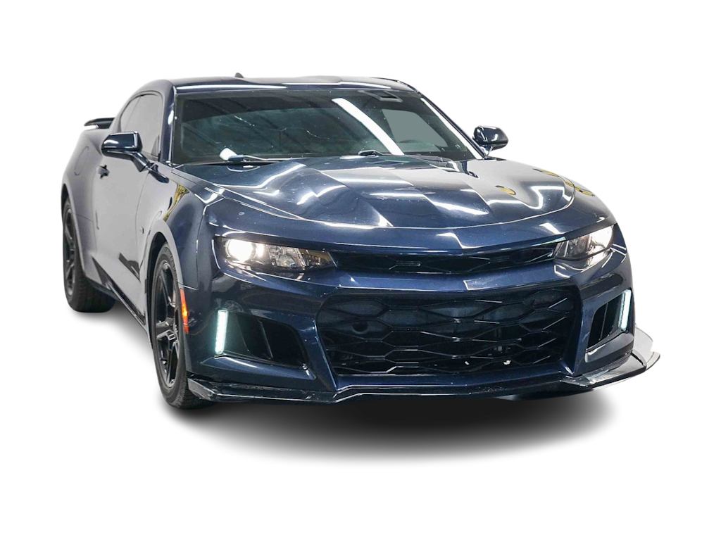Thumbnail: 2016 Chevrolet Camaro - 16