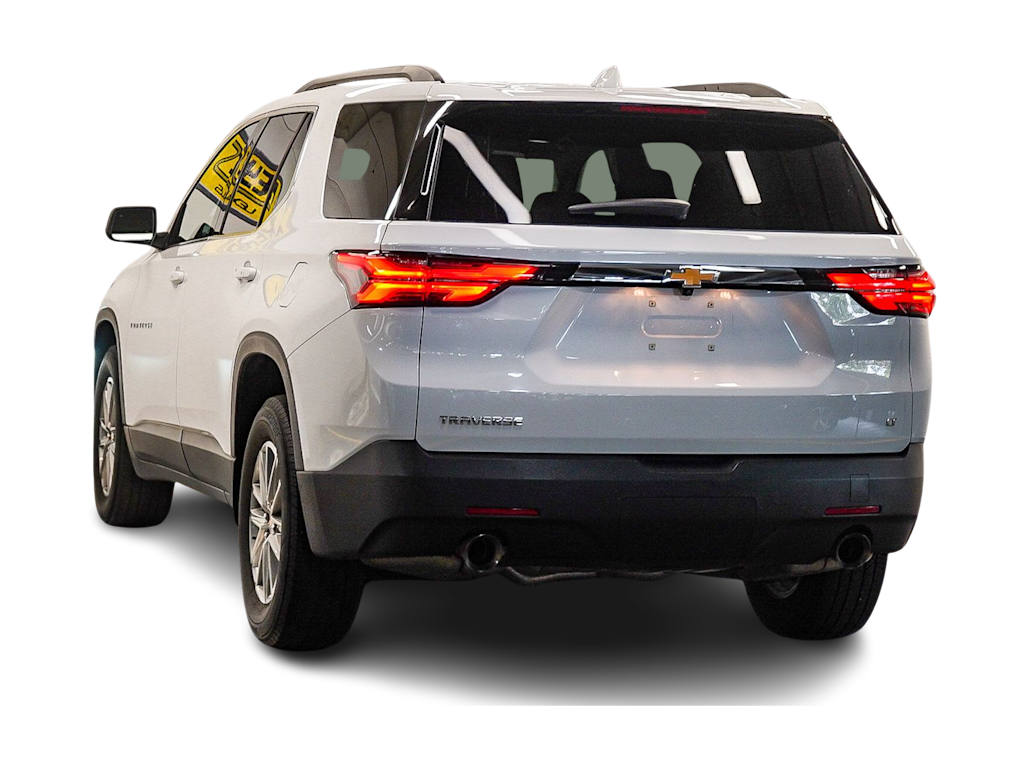 Thumbnail: 2023 Chevrolet Traverse - 3