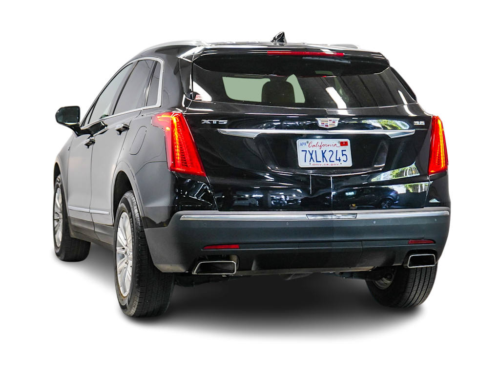 2017 Cadillac XT5 Base 3