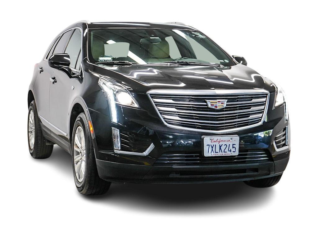 2017 Cadillac XT5 Base 17