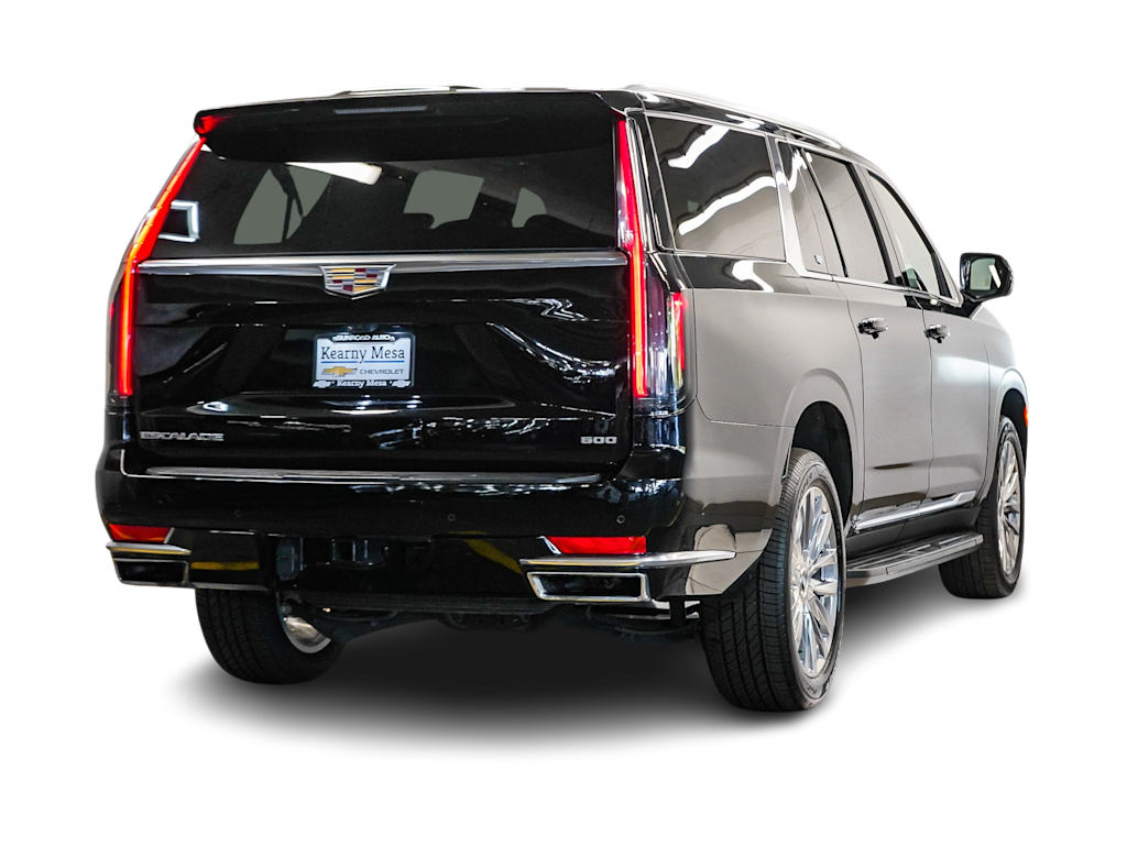 2023 Cadillac Escalade ESV Premium Luxury 17