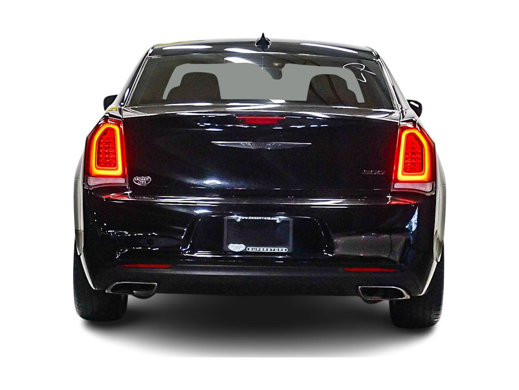 Thumbnail: 2022 Chrysler 300 - 4