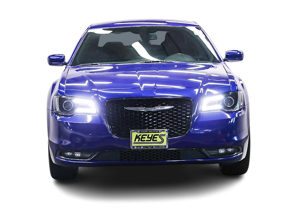 2019 Chrysler 300 S 5