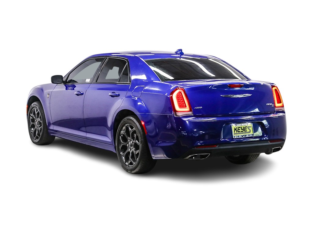 2019 Chrysler 300 S 3