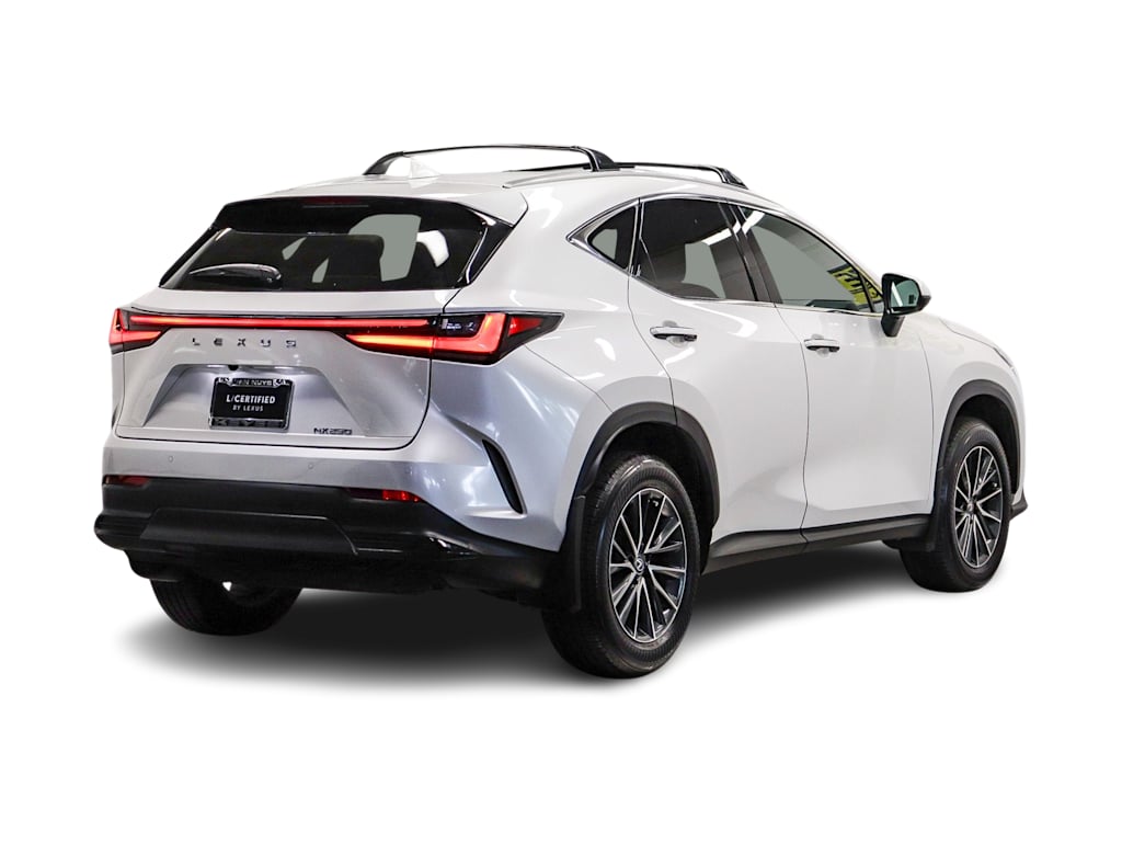 Thumbnail: 2025 Lexus ES - 17