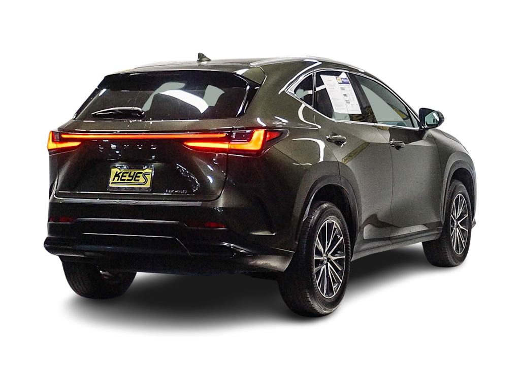 Thumbnail: 2024 Lexus ES - 17