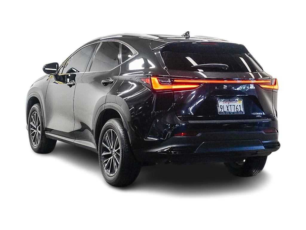 Thumbnail: 2024 Lexus ES - 3