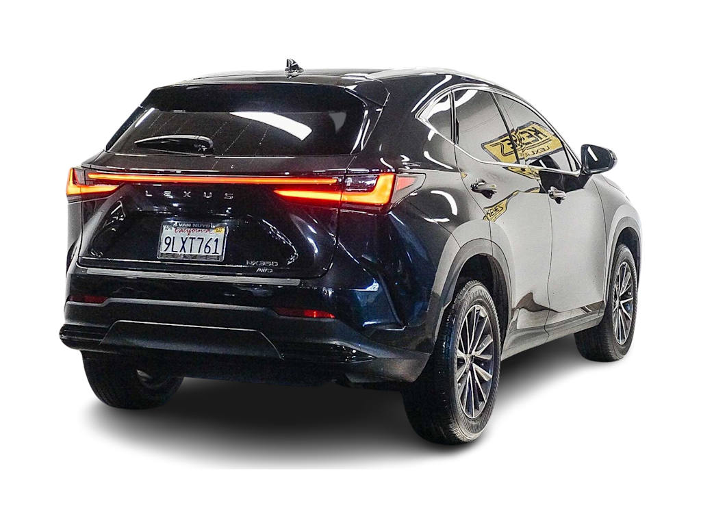 Thumbnail: 2024 Lexus ES - 15