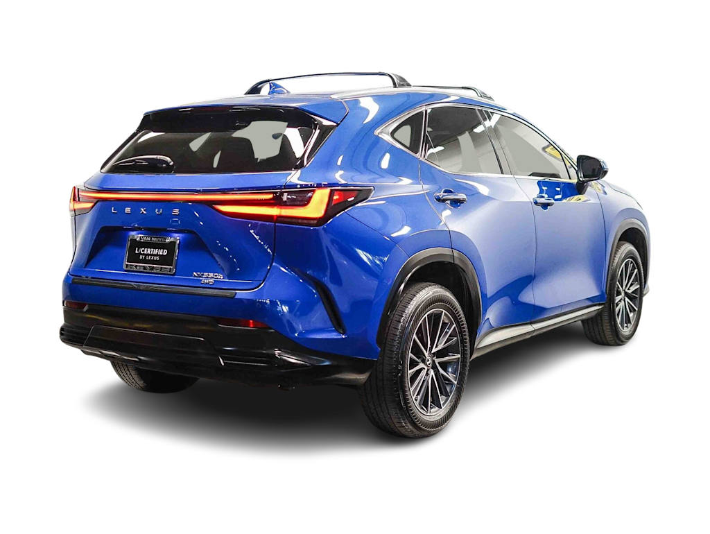 Thumbnail: 2025 Lexus ES - 17