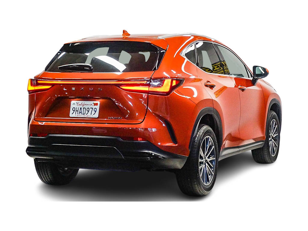 Thumbnail: 2024 Lexus ES - 17