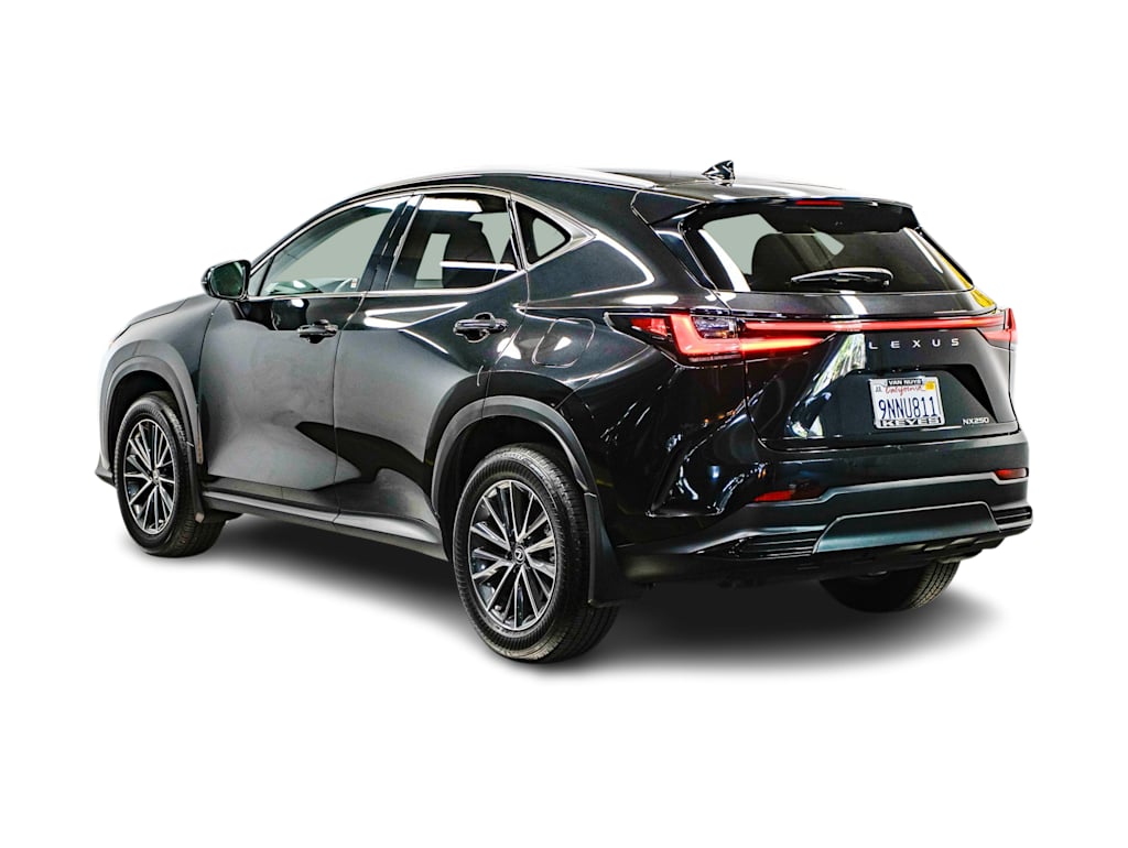 Thumbnail: 2025 Lexus ES - 3