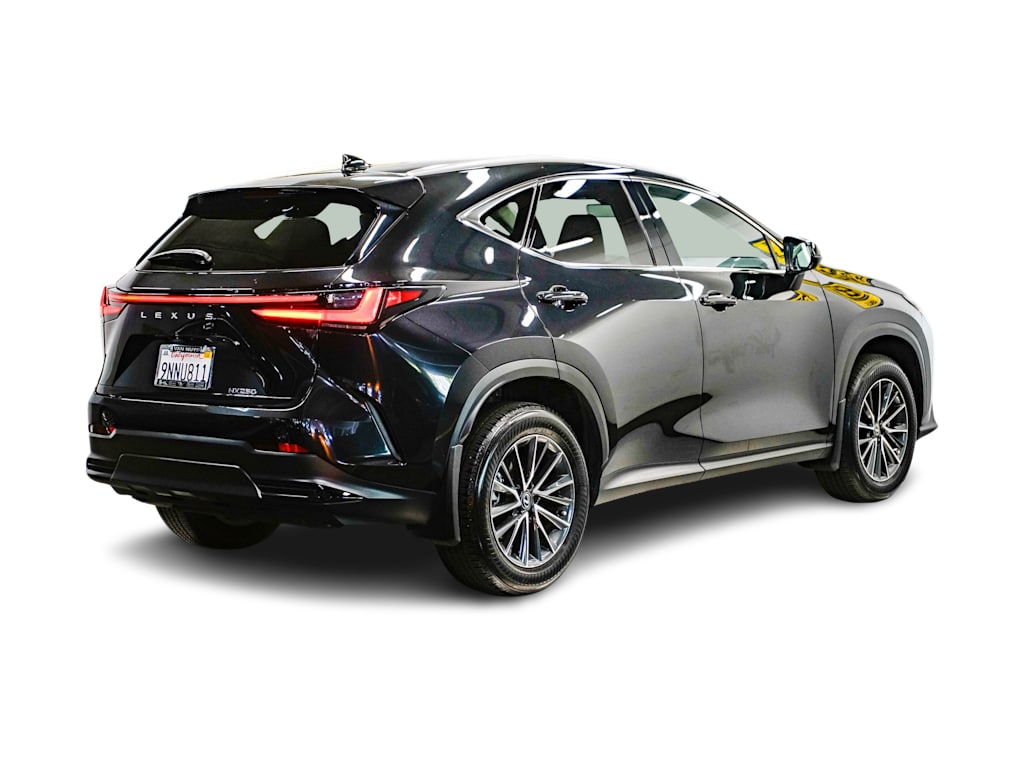 Thumbnail: 2025 Lexus ES - 16