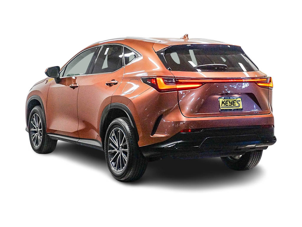 Thumbnail: 2025 Lexus ES - 3