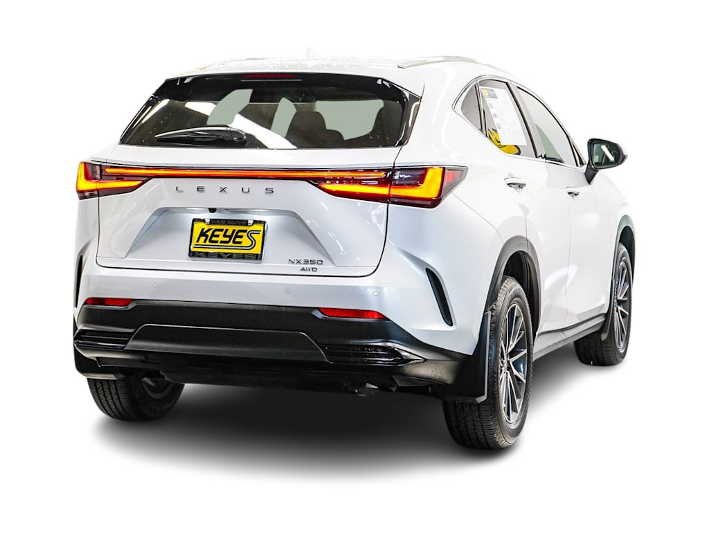 Thumbnail: 2025 Lexus ES - 18