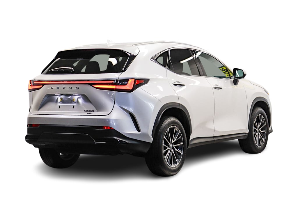 Thumbnail: 2025 Lexus ES - 15