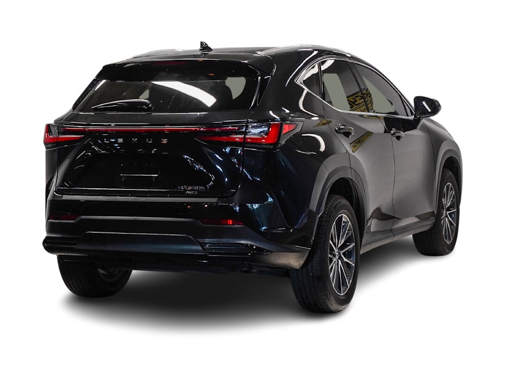 Thumbnail: 2024 Lexus ES - 16