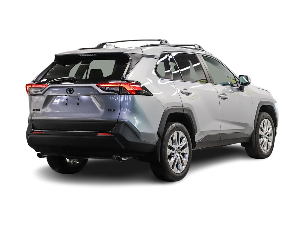 Thumbnail: 2024 Toyota RAV4 - 17