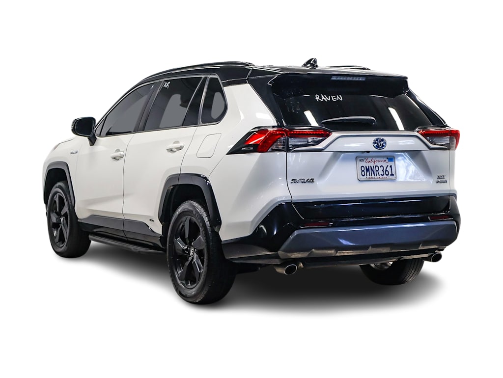 2020 Toyota RAV4 XSE 3