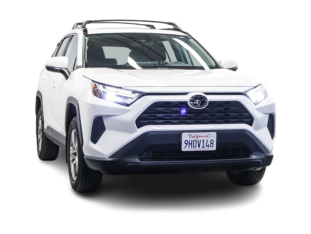 2023 Toyota RAV4 XLE 5