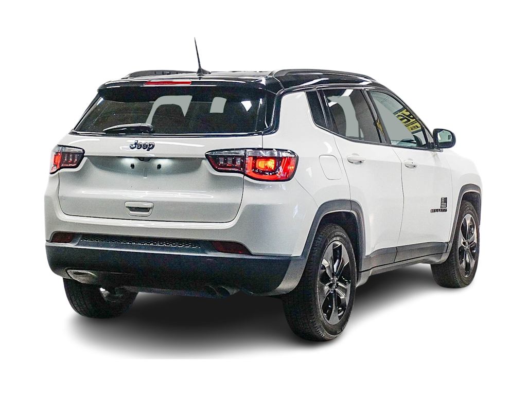 Thumbnail: 2019 Jeep Compass - 18