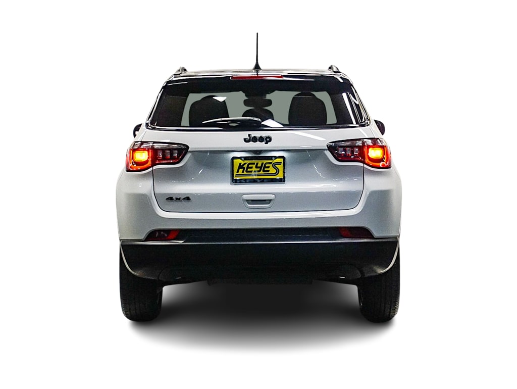 Thumbnail: 2023 Jeep Compass - 4