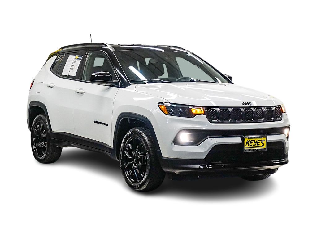 Thumbnail: 2023 Jeep Compass - 19