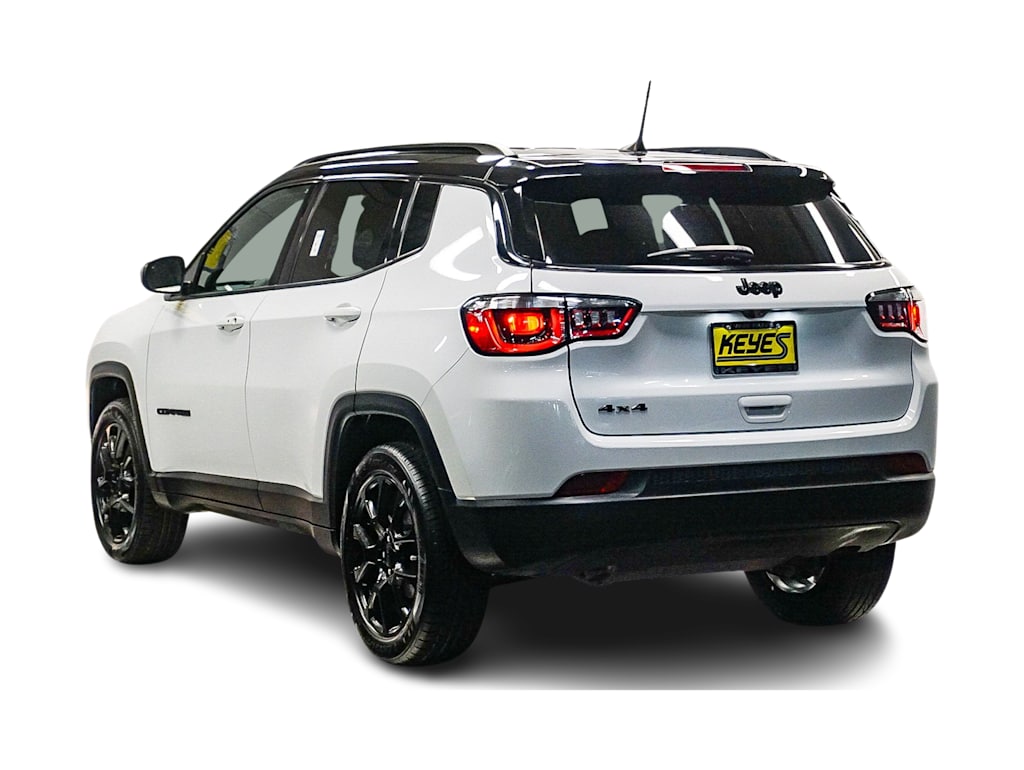 Thumbnail: 2023 Jeep Compass - 3