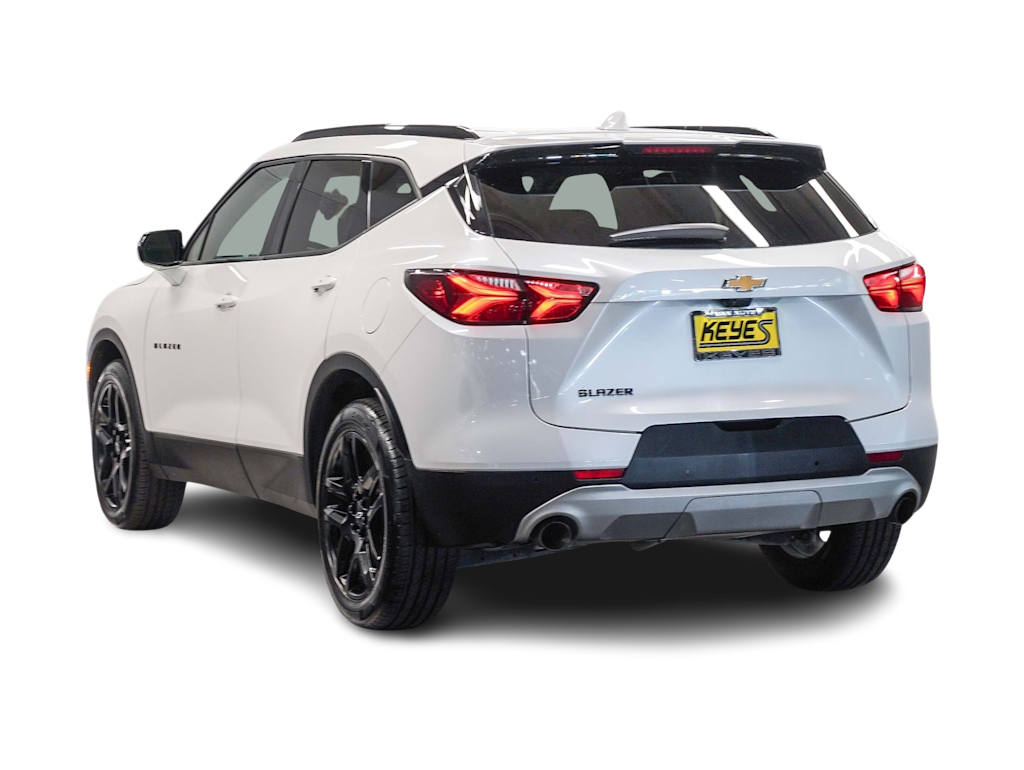 Thumbnail: 2022 Chevrolet Blazer - 3
