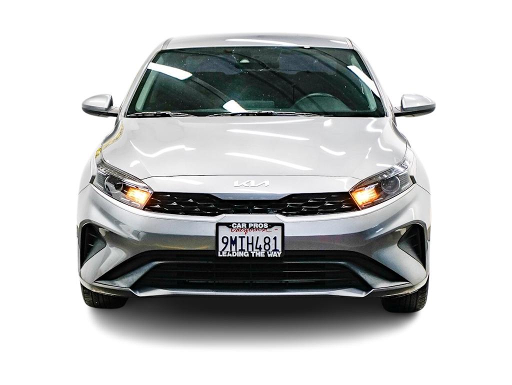 Thumbnail: 2024 Kia Forte - 5