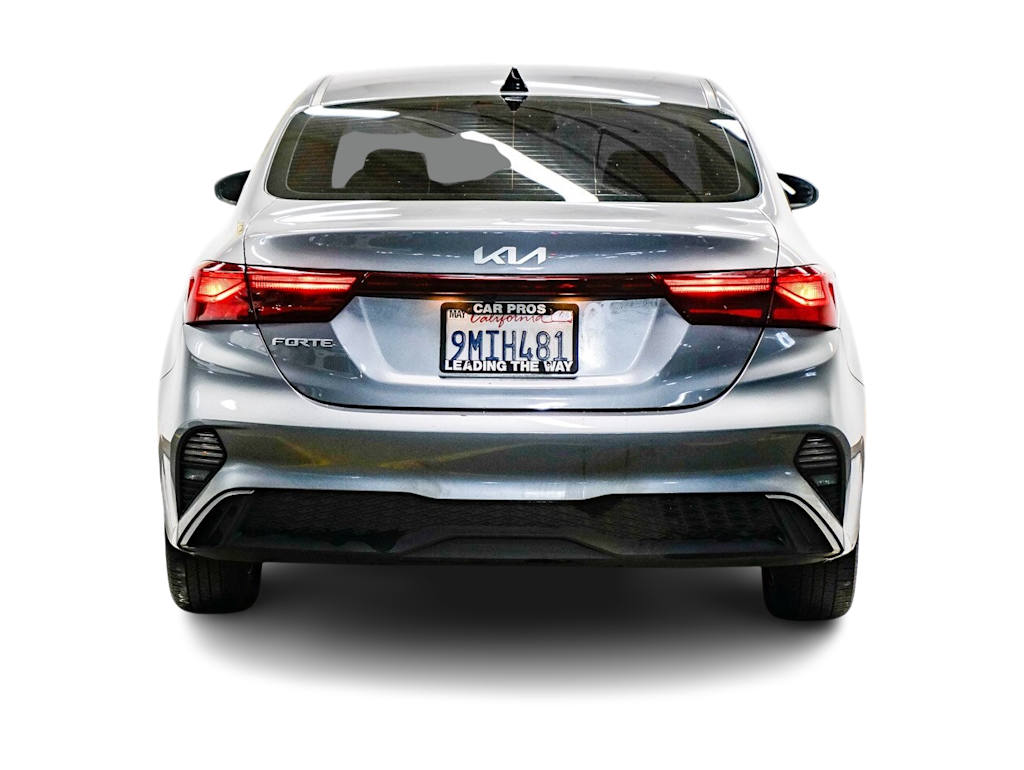 Thumbnail: 2024 Kia Forte - 4