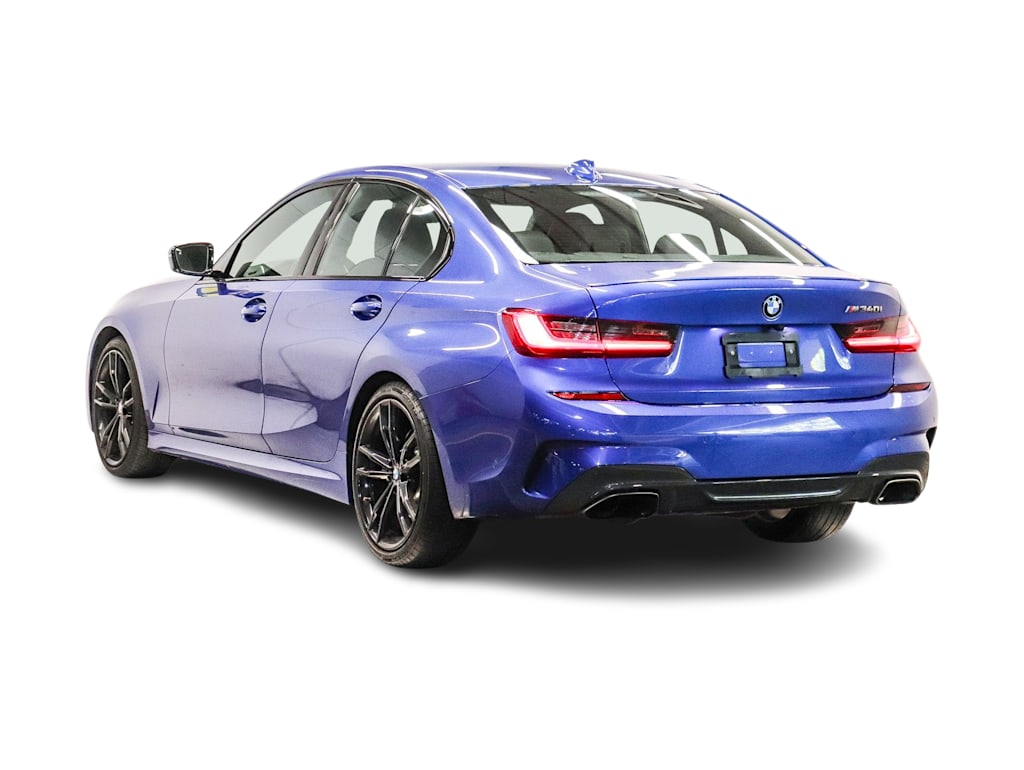 Thumbnail: 2021 BMW 3 Series - 3