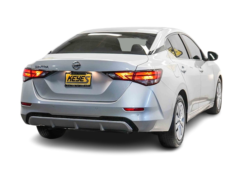 Thumbnail: 2023 Nissan Sentra - 21