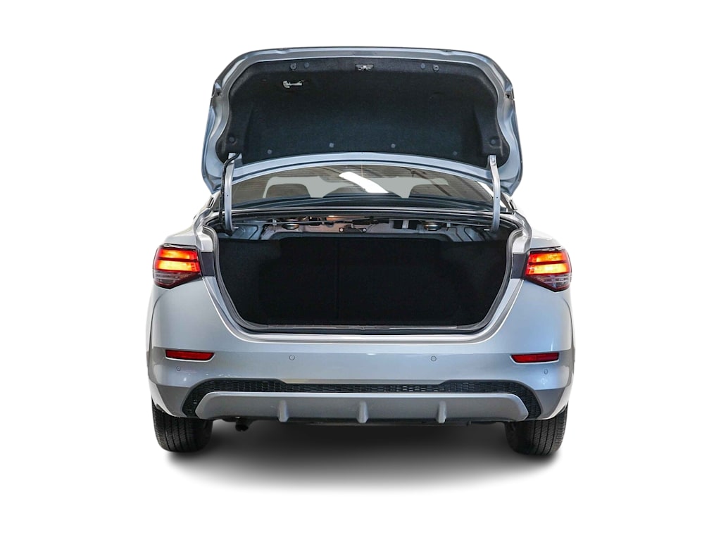 Thumbnail: 2023 Nissan Sentra - 18