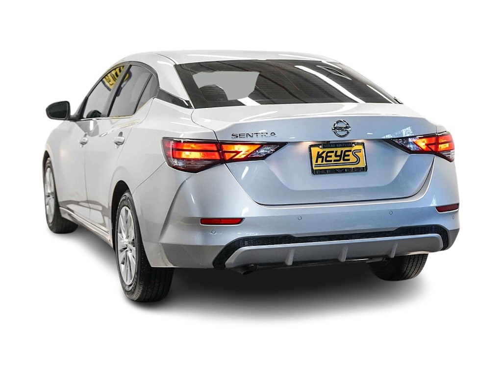 Thumbnail: 2023 Nissan Sentra - 3