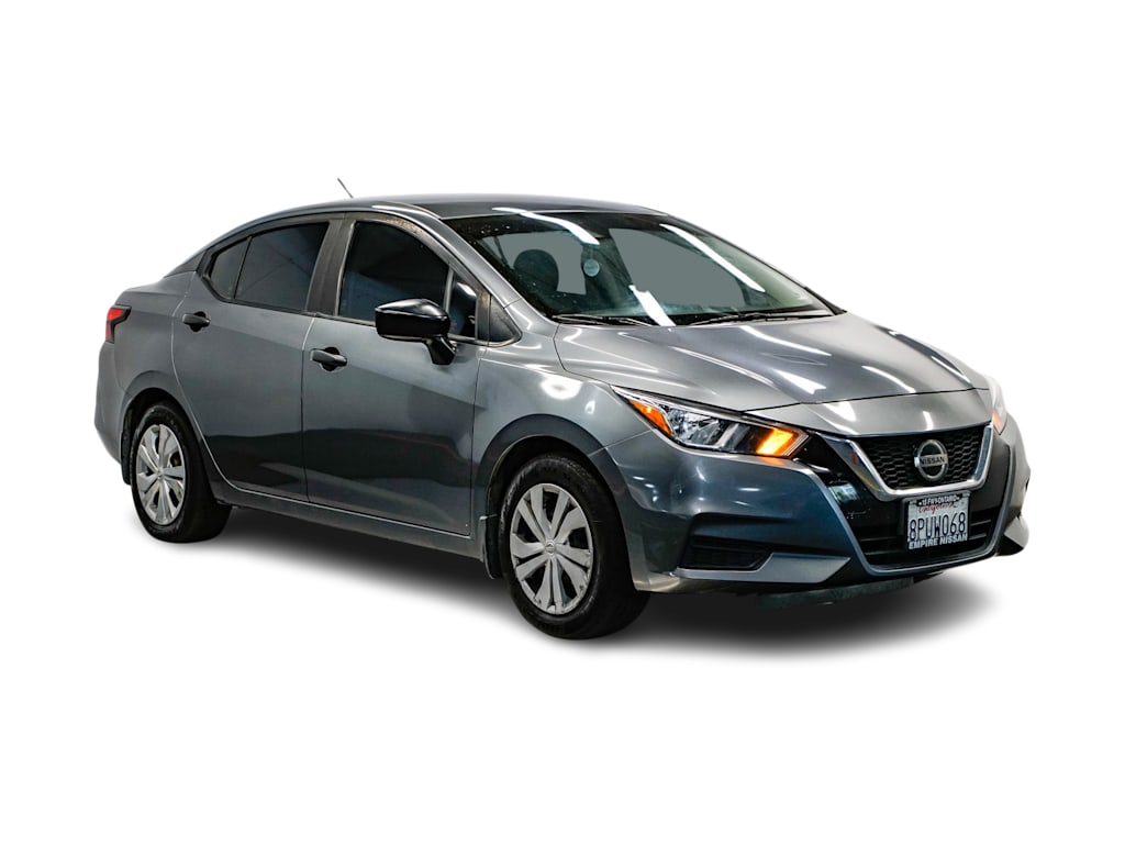 2020 Nissan Versa S 17