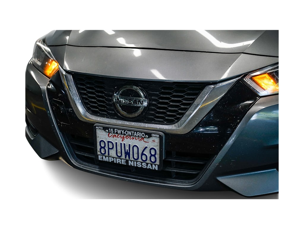 2020 Nissan Versa S 20