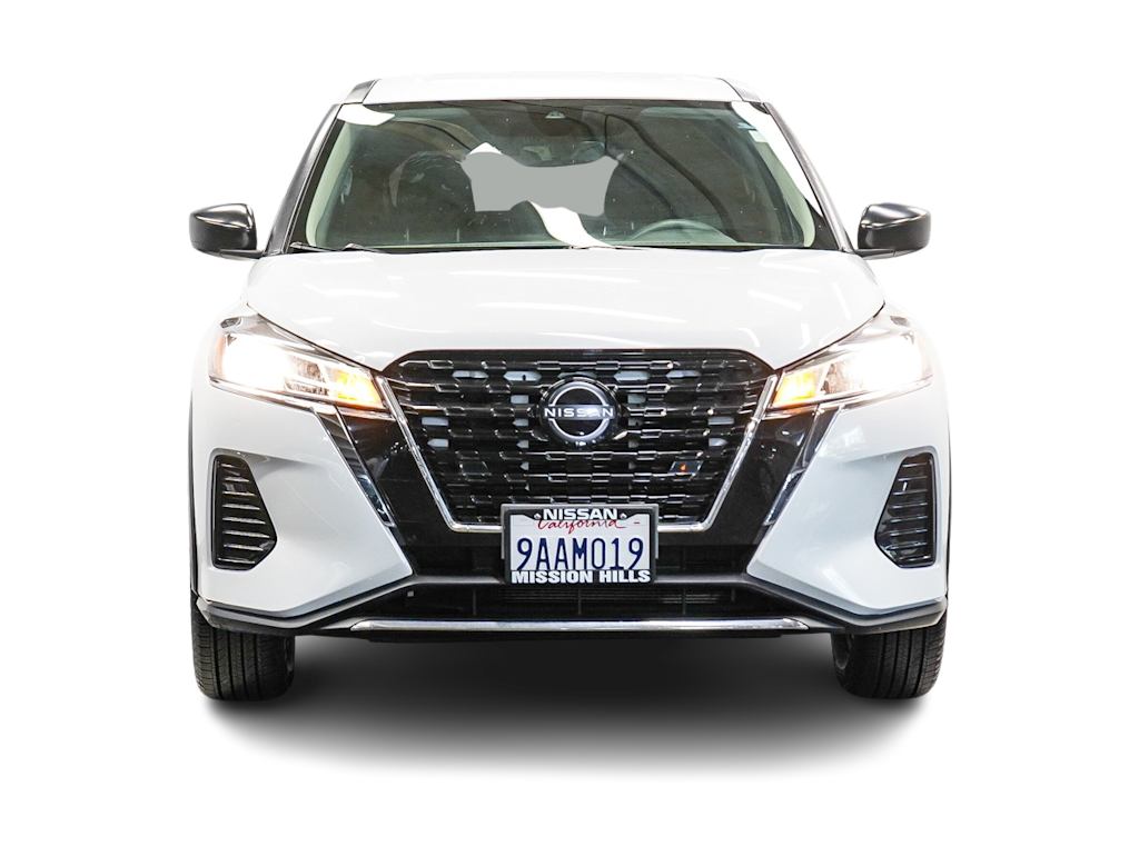 2022 Nissan Kicks S 5