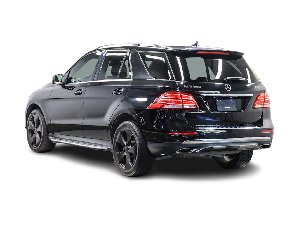 Thumbnail: 2016 Mercedes-Benz GLE - 3