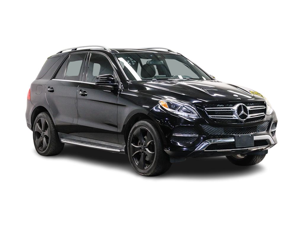 Thumbnail: 2016 Mercedes-Benz GLE - 16