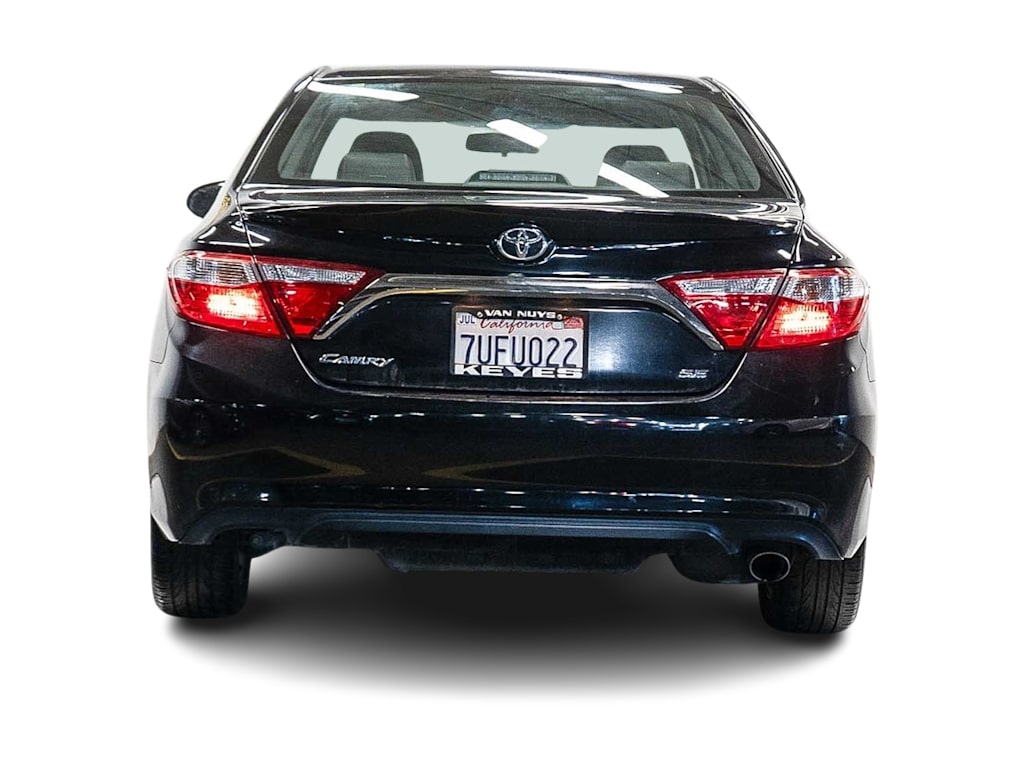 Thumbnail: 2016 Toyota Camry - 4