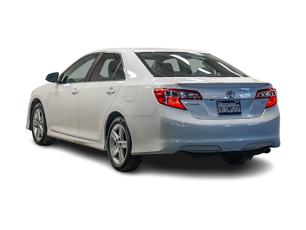 Thumbnail: 2014 Toyota Camry - 3