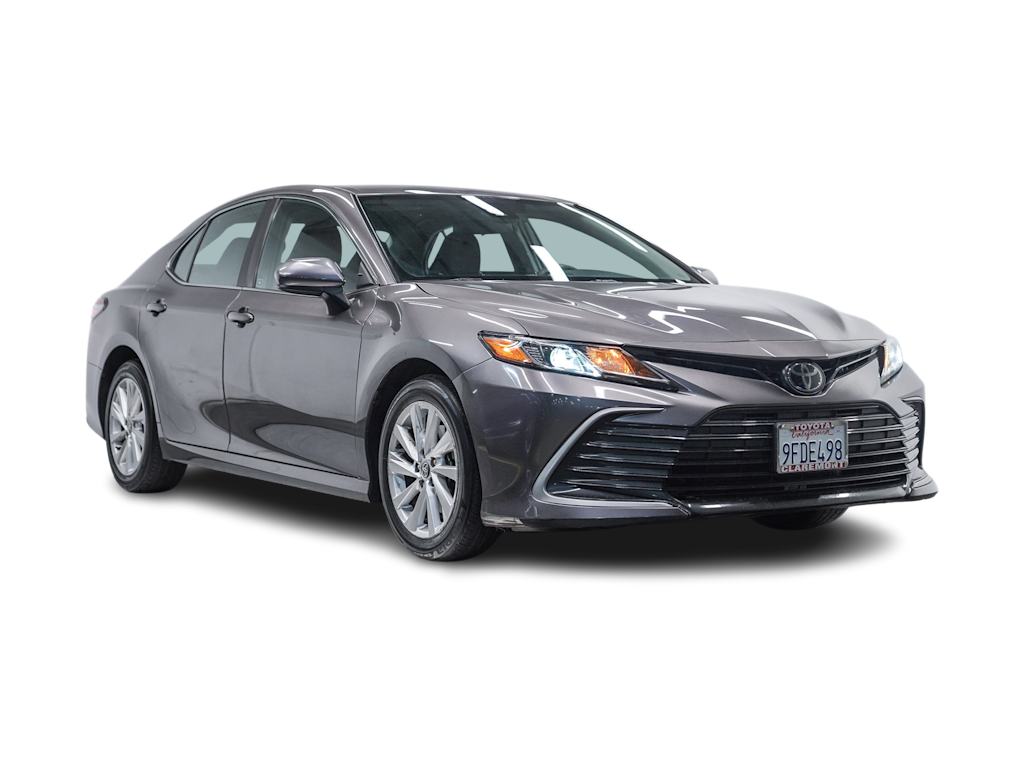 2023 Toyota Camry LE 18