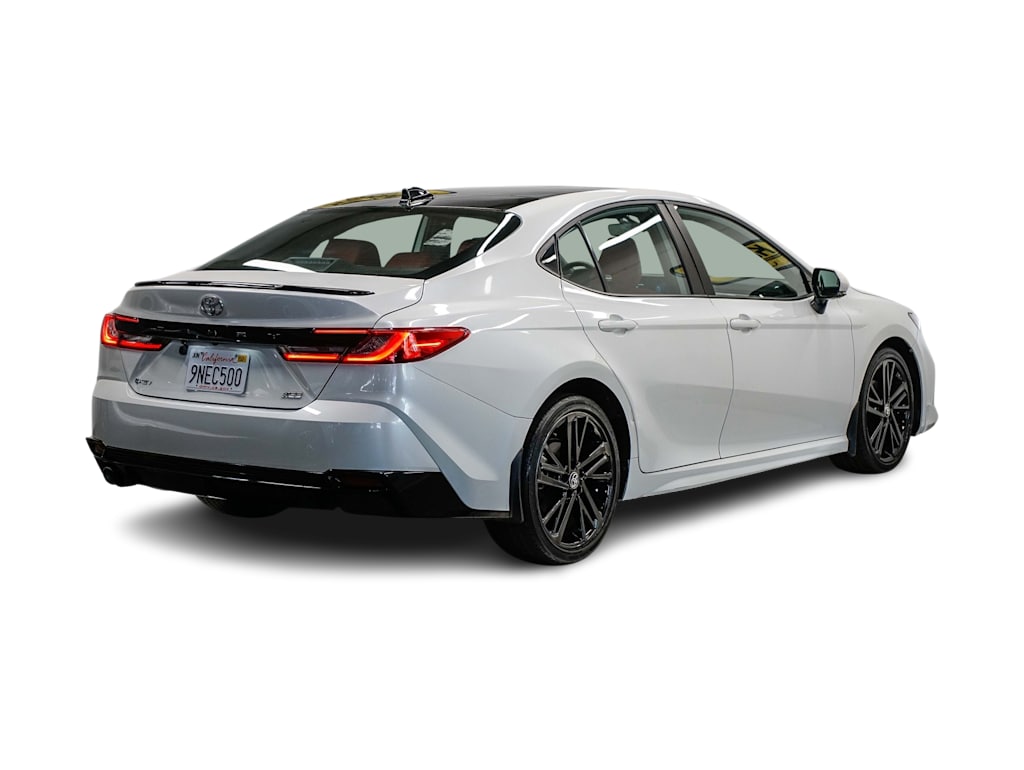 Thumbnail: 2025 Toyota Camry - 18