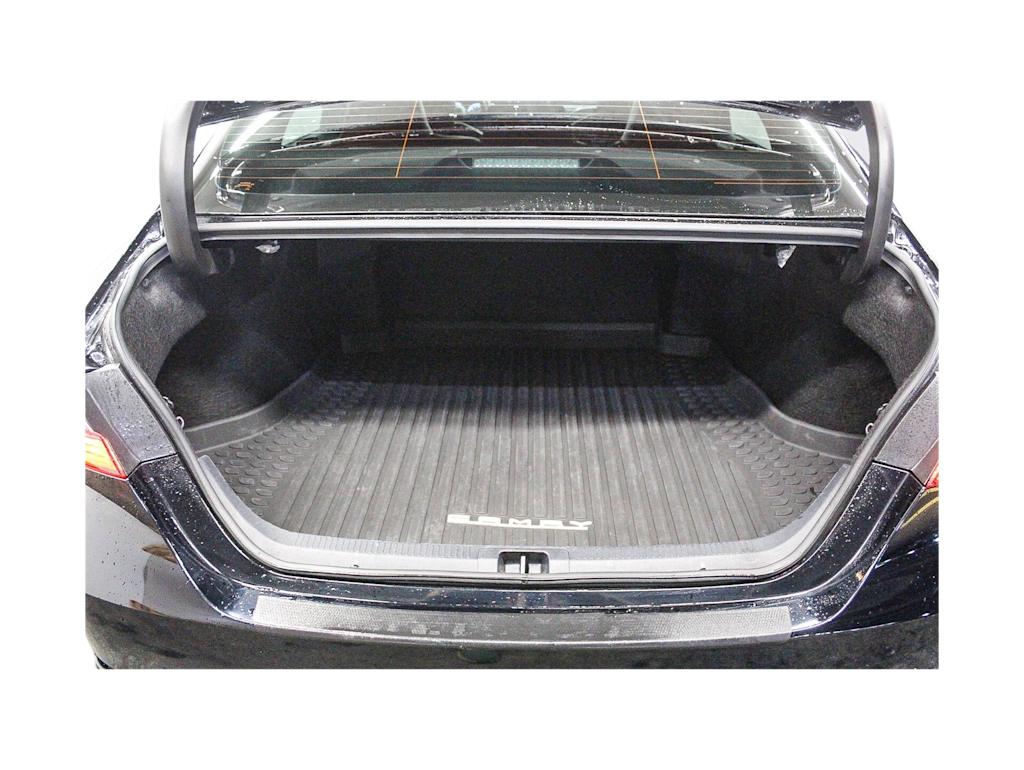 Thumbnail: 2023 Toyota Camry - 16