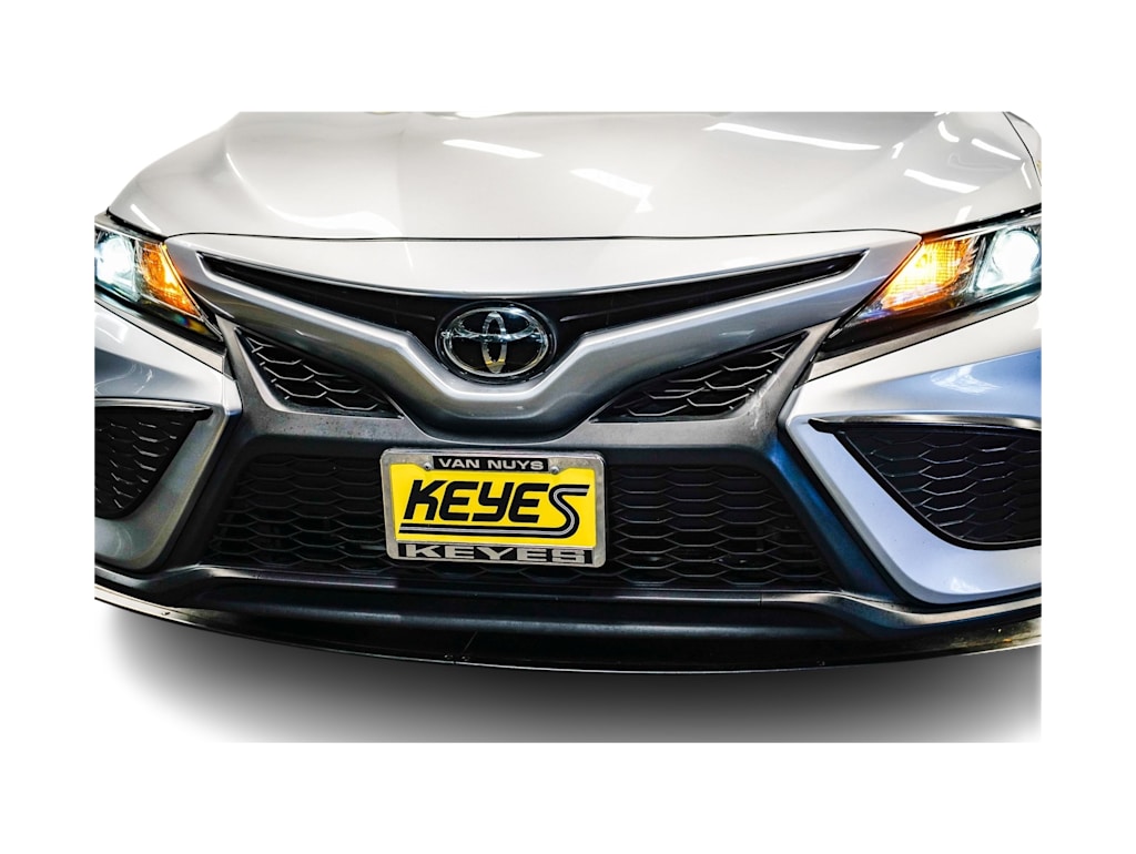 Thumbnail: 2023 Toyota Camry - 22