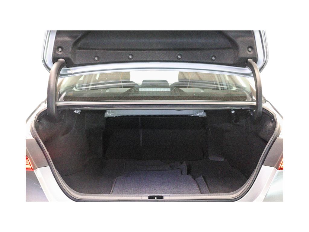 Thumbnail: 2024 Toyota Camry - 15
