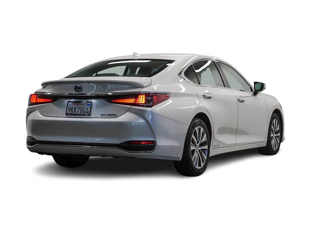 2020 Lexus ES Hybrid 300h 16